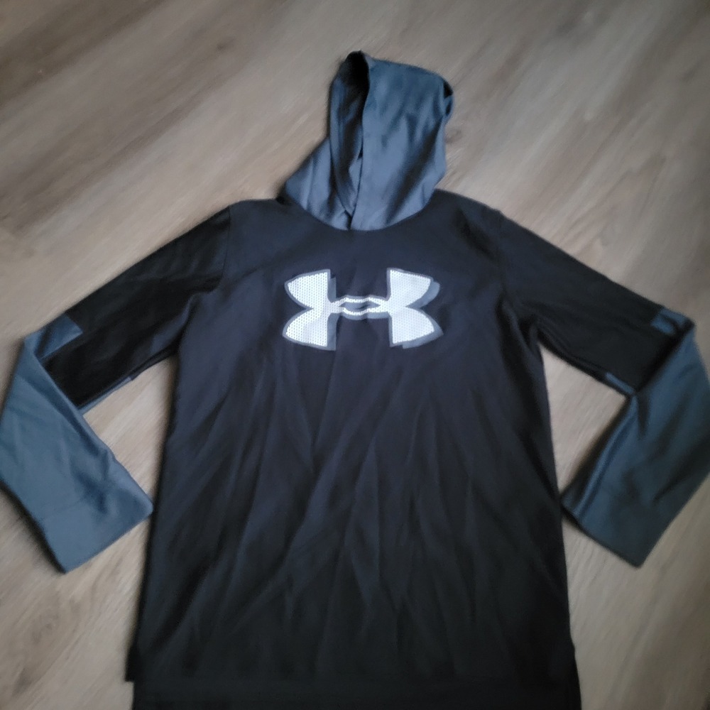 Under Armour Boys Hoodie Youth Medium Black Gray Polyester Activewear Loose Fit